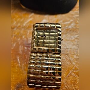 Joan Rivers classics stainless steel quartz watch. Perfect condition